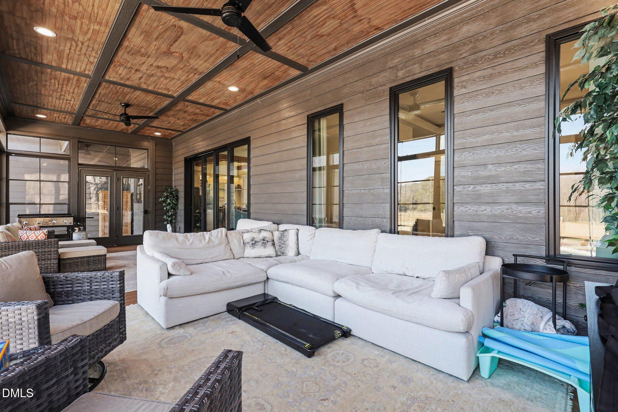 7839 Raleigh Road Benson, NC 27504 - Photo 33 of 45 034_file_8613