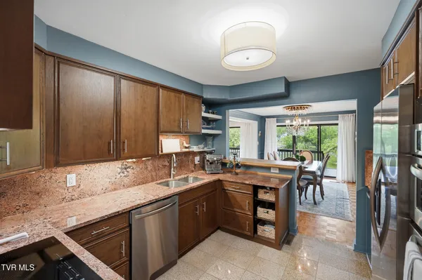 $549,000 | 33 Wellington, Bristol, TN 37620