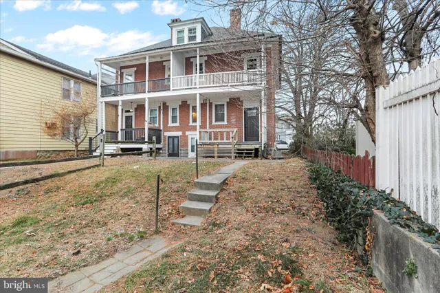 $2,250 | 1052 Edgar Avenue, Chambersburg, PA 17201