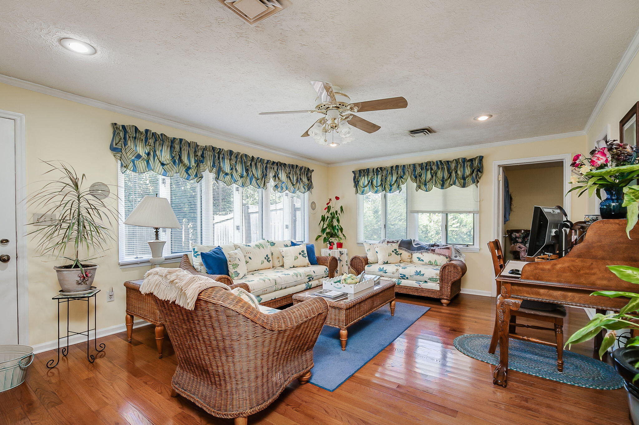 2217 Silverdale Road Kingsport, TN 37660 - Photo 10 of 36 13-web-or-mls-Silverdale-13