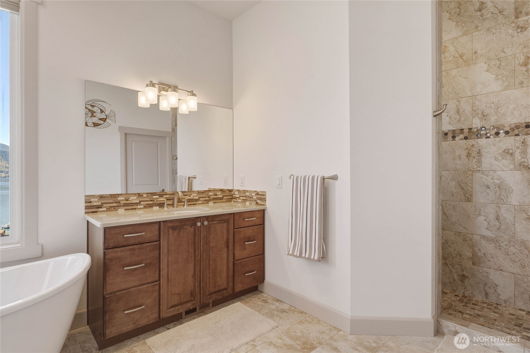 229 Apple Avenue Chelan, WA 98816 - Photo 35 of 40