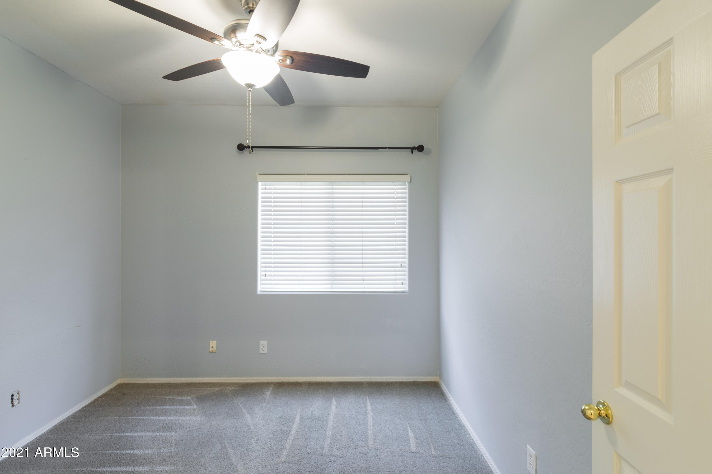320 West Brooks Street Gilbert, AZ 85233 - Photo 12 of 33 320 W Brooks-13