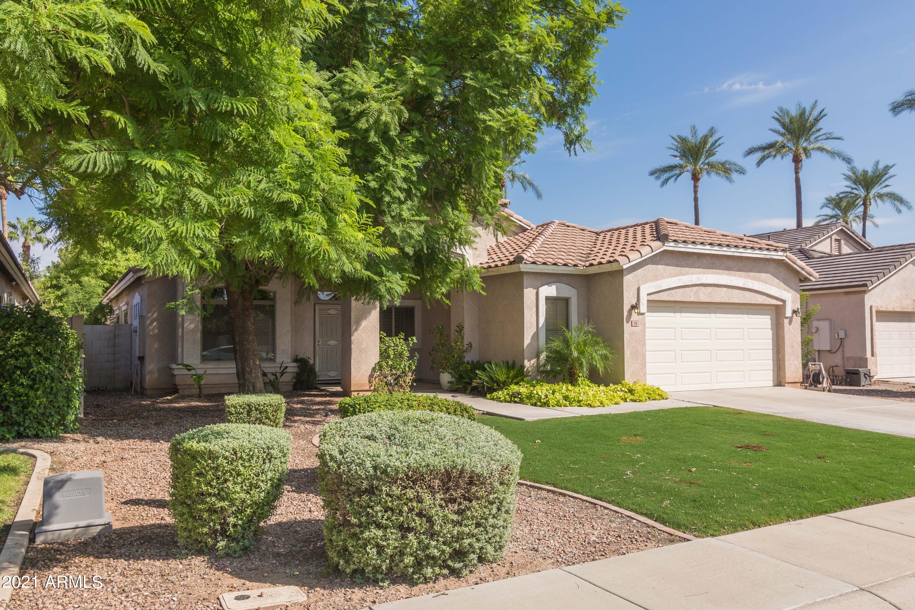 320 West Brooks Street Gilbert, AZ 85233 - Photo 2 of 33 320 W Brooks-2