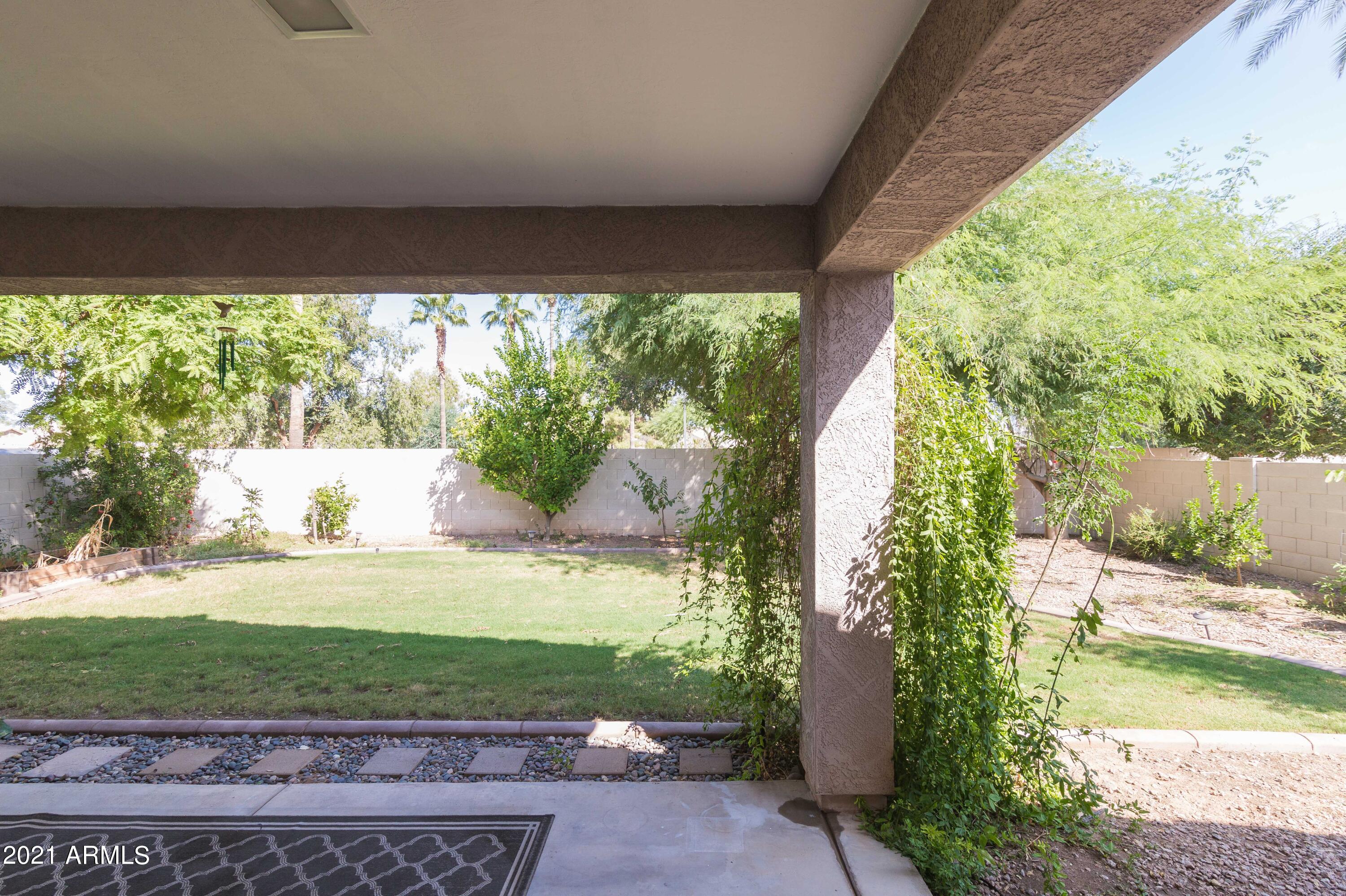 320 West Brooks Street Gilbert, AZ 85233 - Photo 30 of 33 320 W Brooks-30