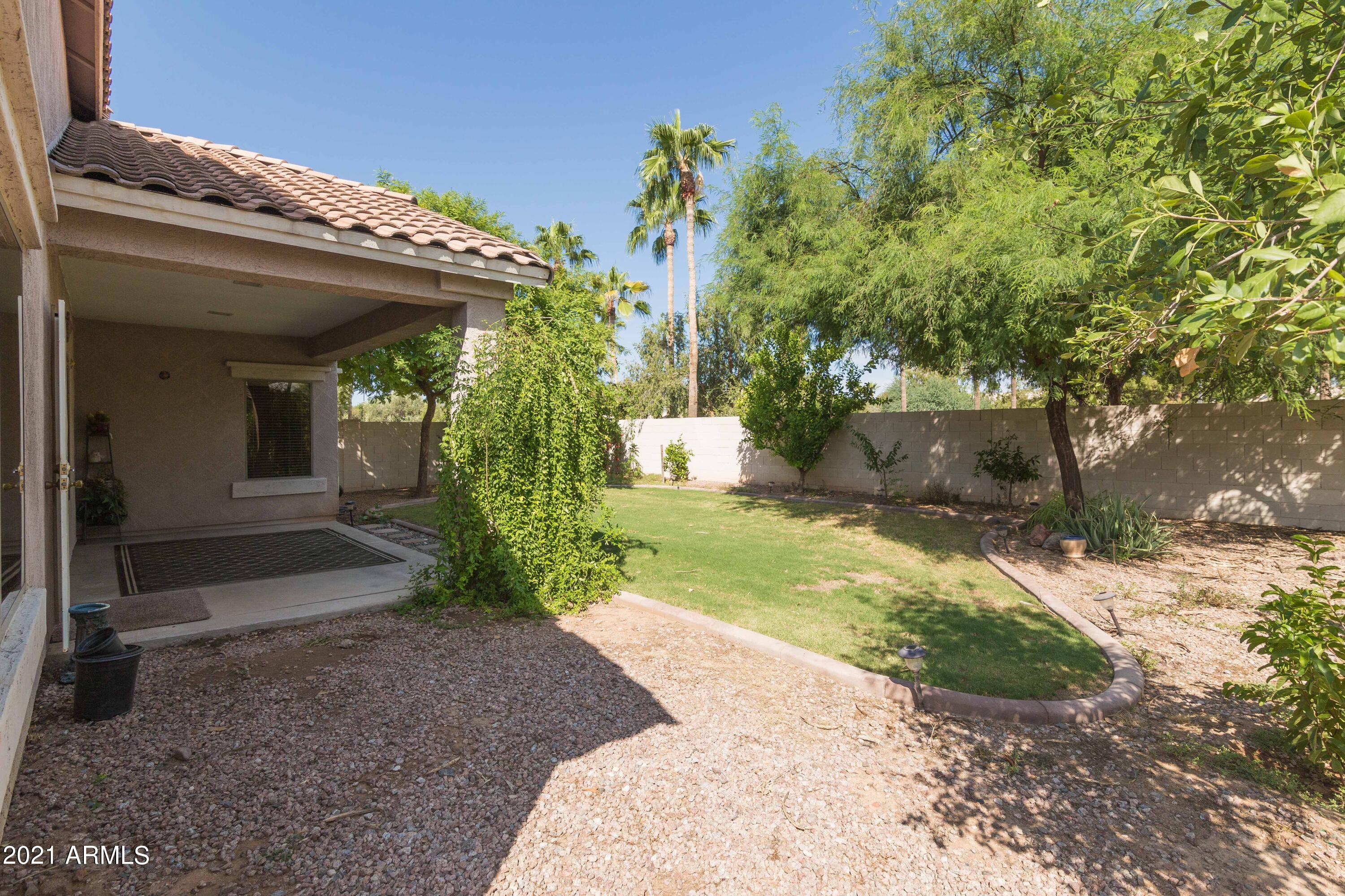 320 West Brooks Street Gilbert, AZ 85233 - Photo 31 of 33 320 W Brooks-31