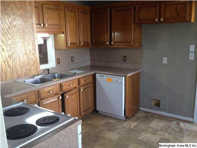 3209 Hudson Street Jasper, AL 35503 - Photo 7 of 13