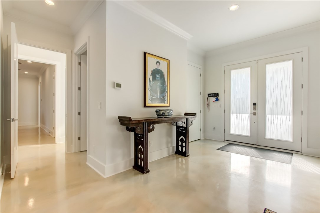 521 Bonnieview Road Fernandina Beach, FL 32034 - Photo 4 of 35 a view of a room with gym equipment