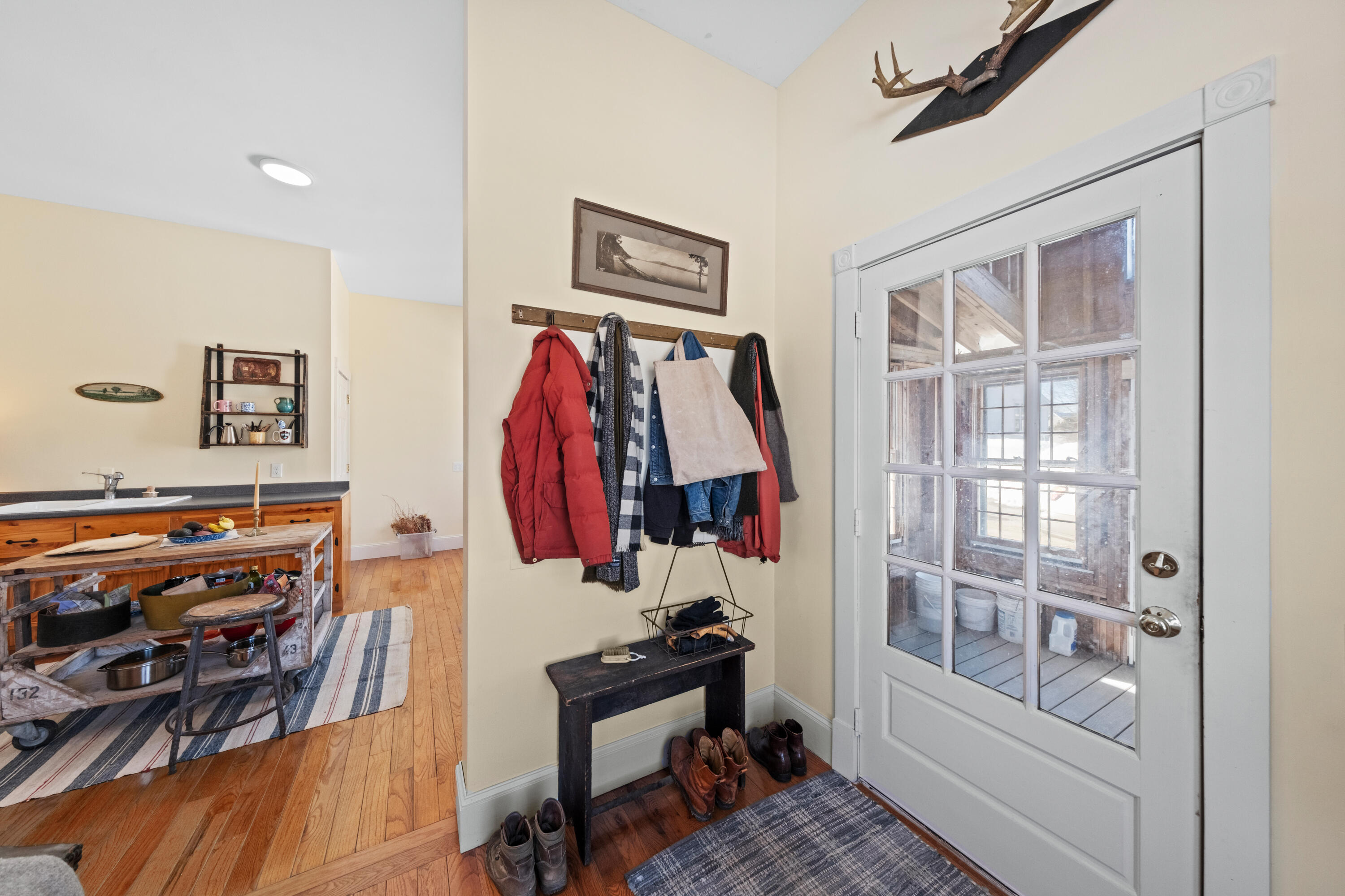 31-33 Booker Street, Unit 4 Thomaston, ME 04861 - Photo 26 of 35 32- 33 Booker Street 4 Thomaston - JAC