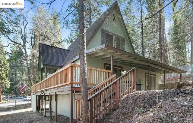 a house that has a tree in it