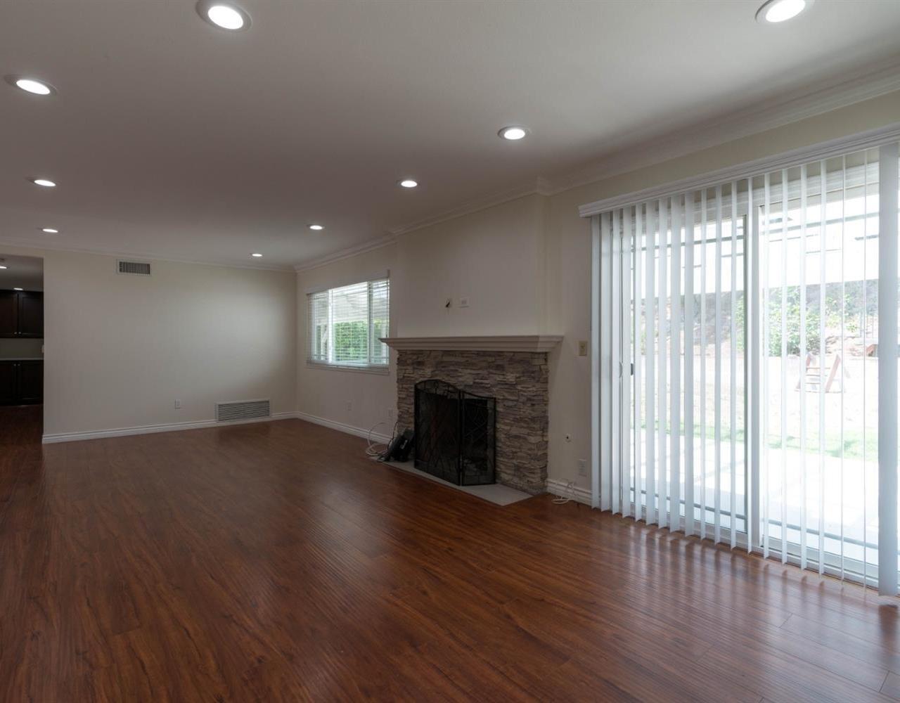 11375 Baird Avenue Porter Ranch, CA 91326 - Photo 8 of 21 Gallery Image 8