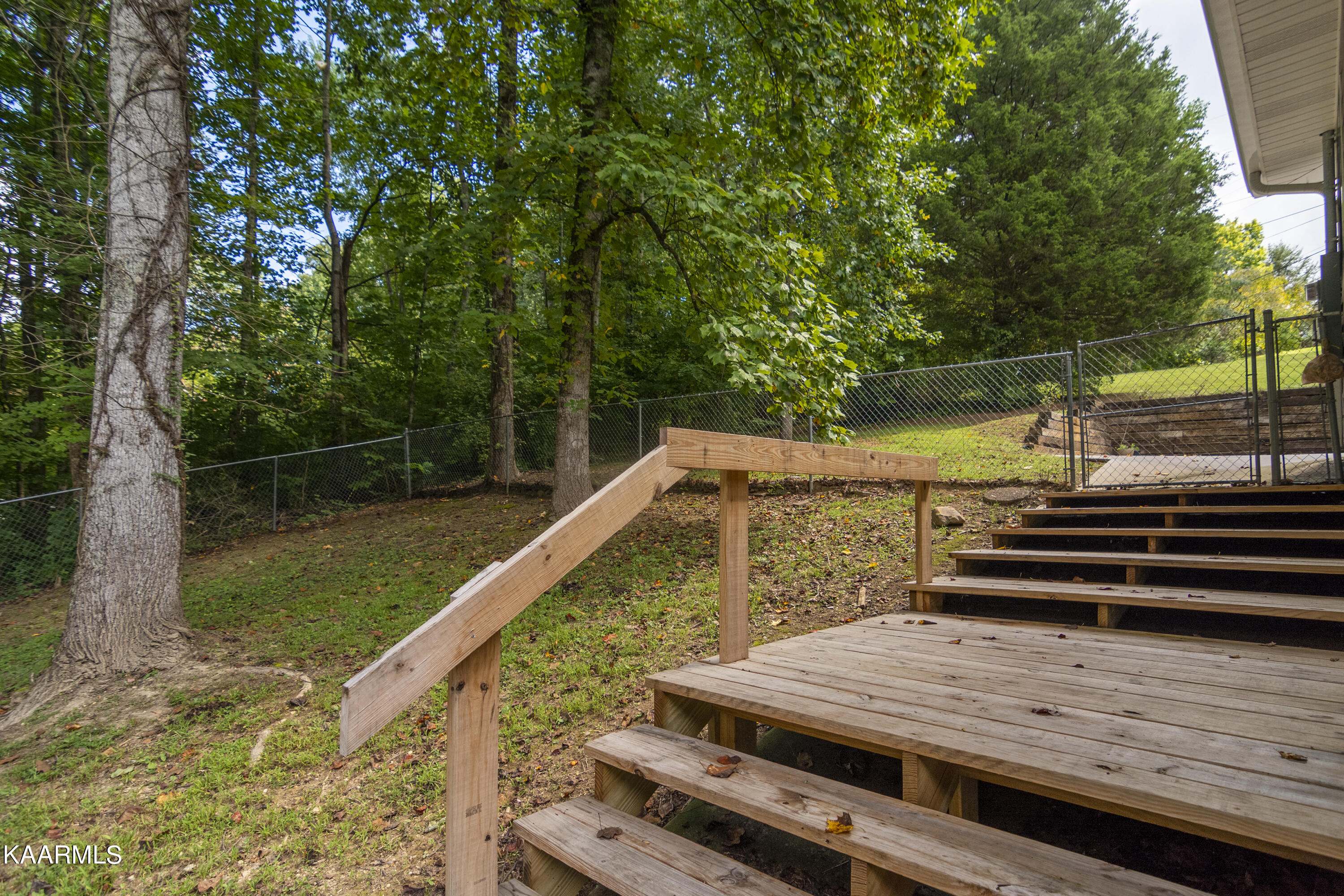 8549 Pedigo Road Powell, TN 37849 - Photo 32 of 43 8549 Pedigo_032