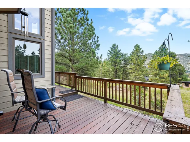 $1,125,000 | 234 Deer Lane, Lyons, CO 80540