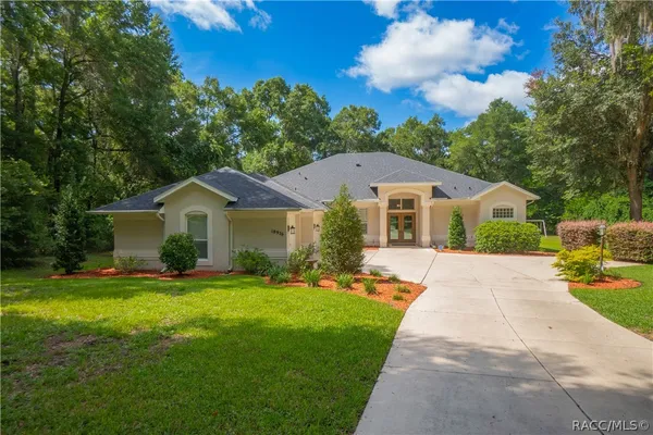 $560,000 | 18976 Southwest 93rd Loop, Dunnellon, FL 34432