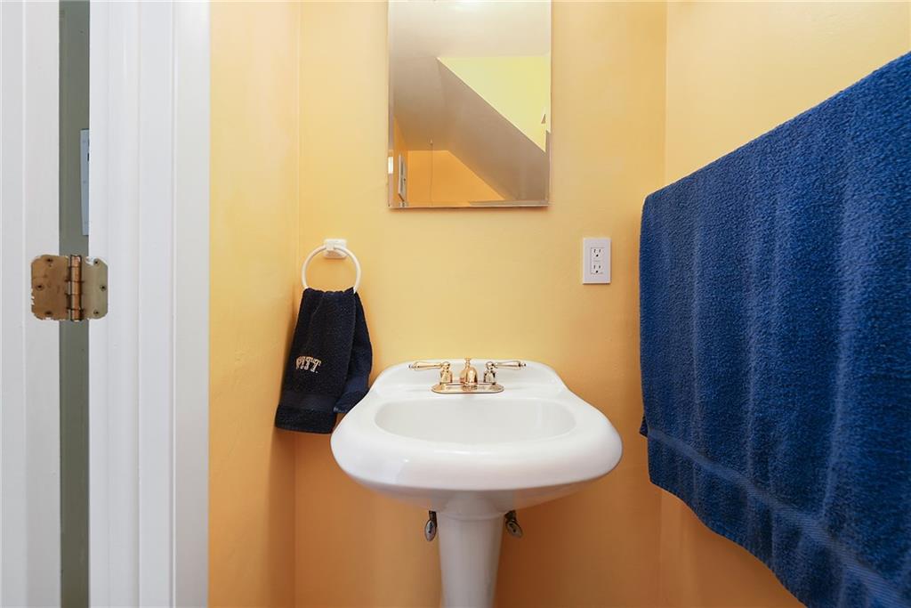 21 Ridgecrest Drive Pittsburgh, PA 15235 - Photo 21 of 24 Gallery Image 21
