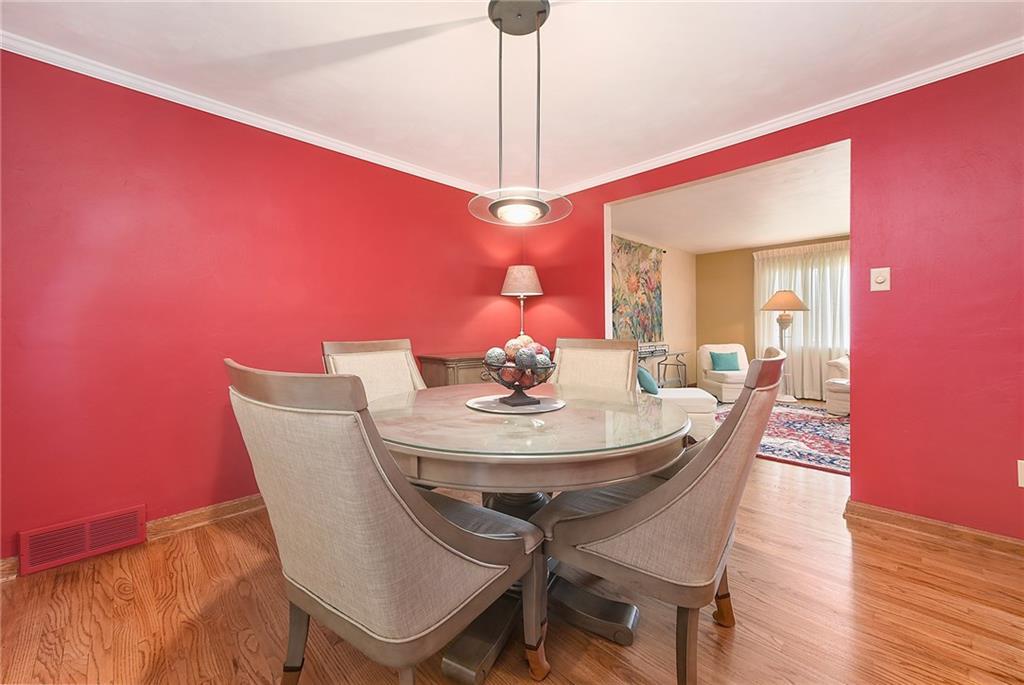 21 Ridgecrest Drive Pittsburgh, PA 15235 - Photo 5 of 24 Gallery Image 5