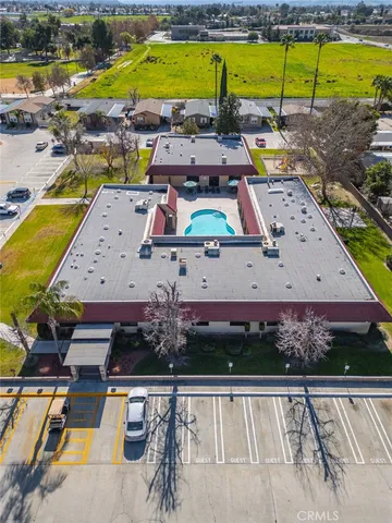 a view of a white house