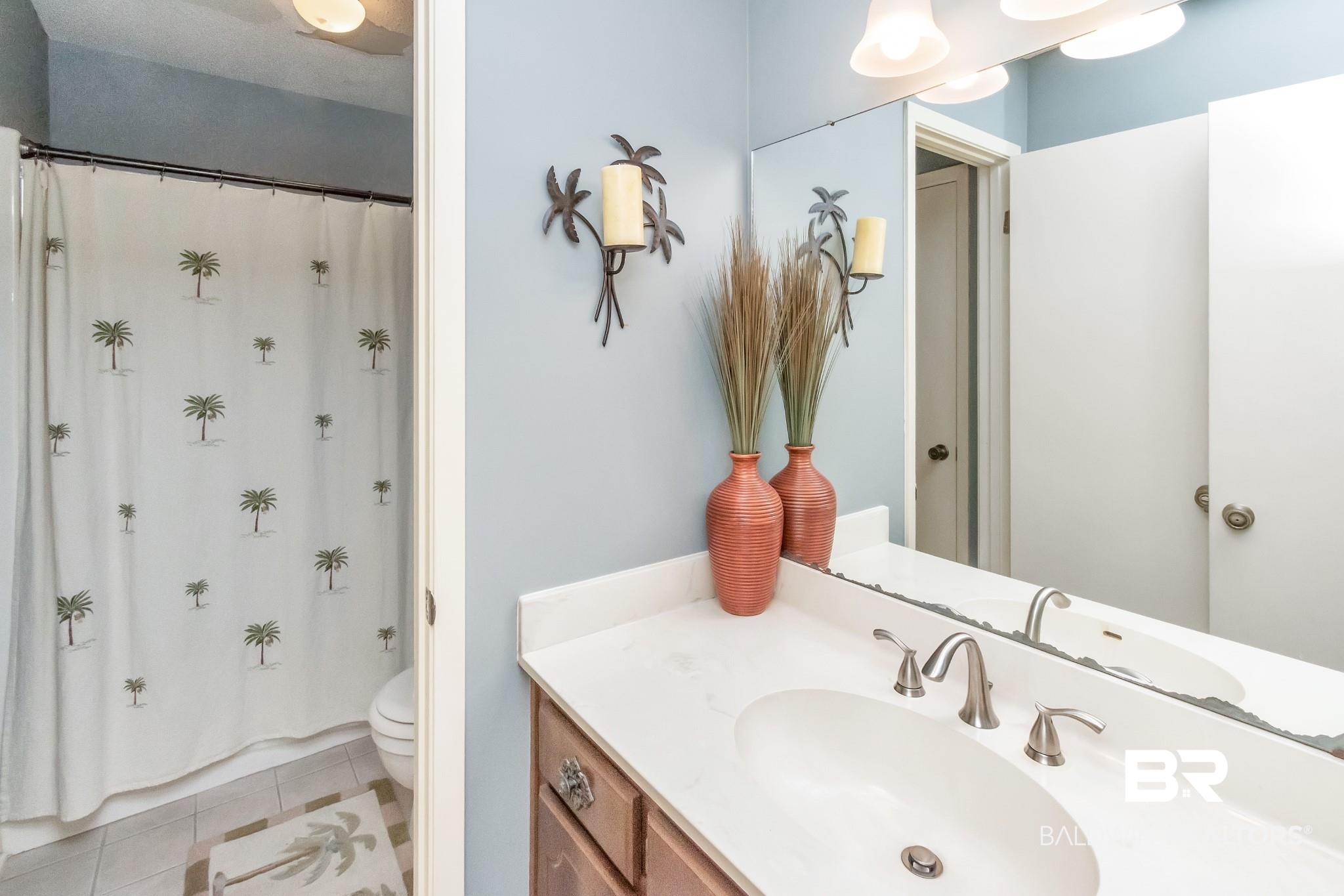 113 Dewitt Loop Daphne, AL 36526 - Photo 21 of 39 Hall Bathroom