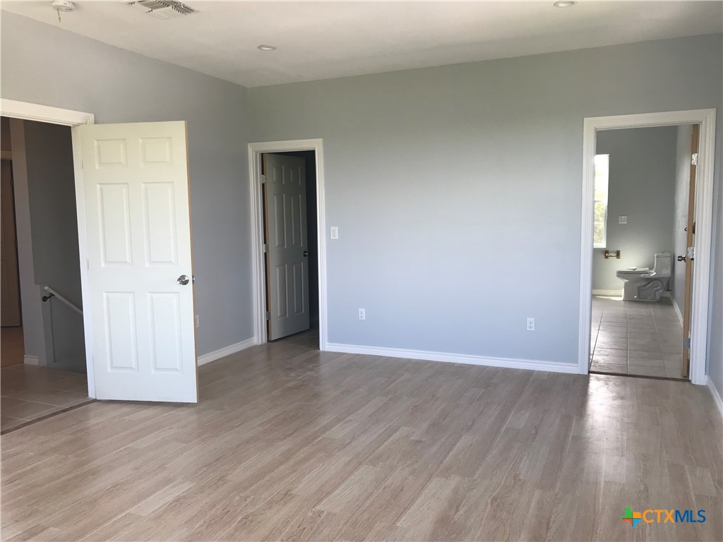 729 Clay Ridge Canyon Lake, TX 78133 - Photo 5 of 13 Gallery Image 5