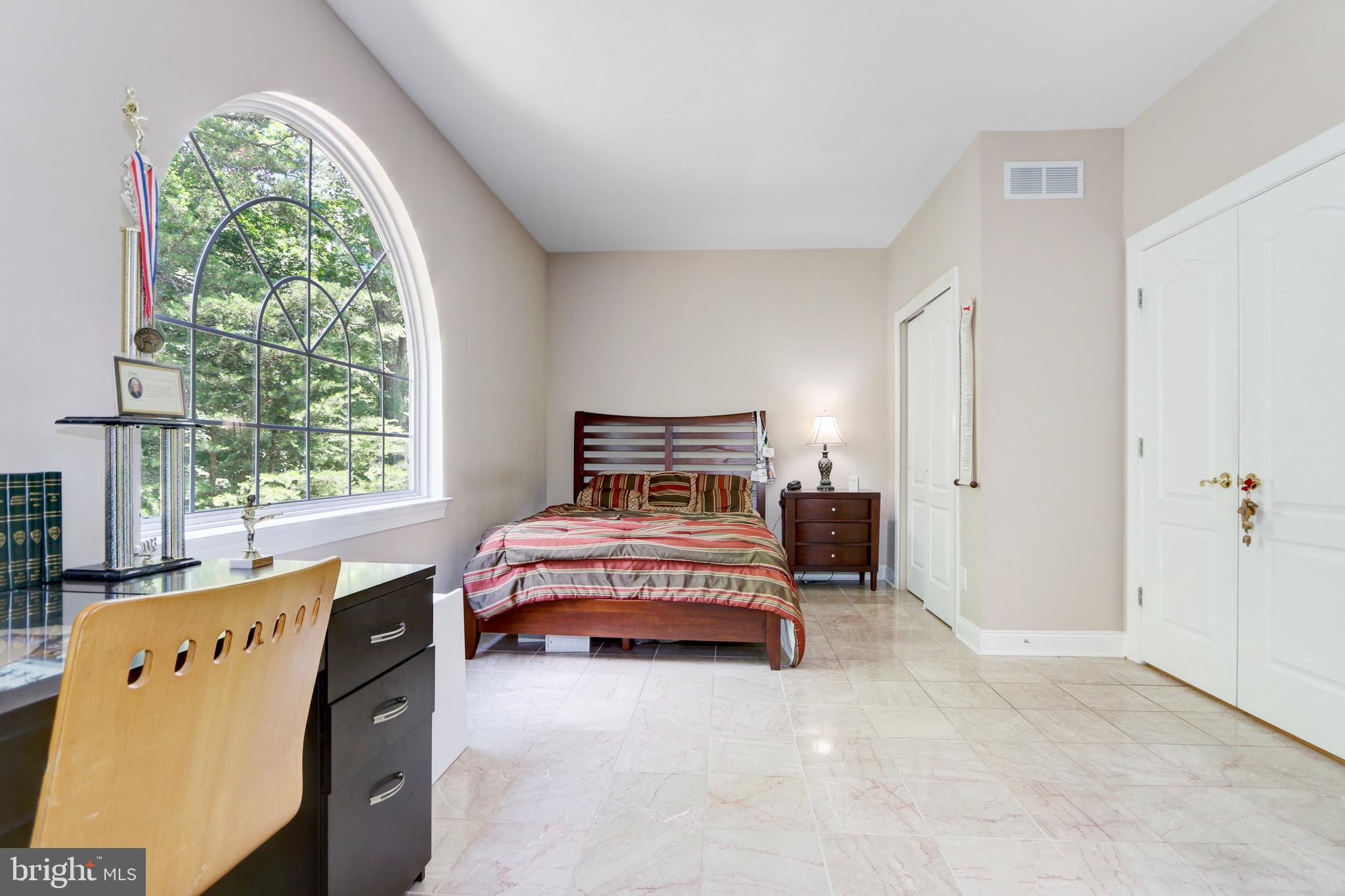 8 Rams Gate Court Medford, NJ 08055 - Photo 21 of 52