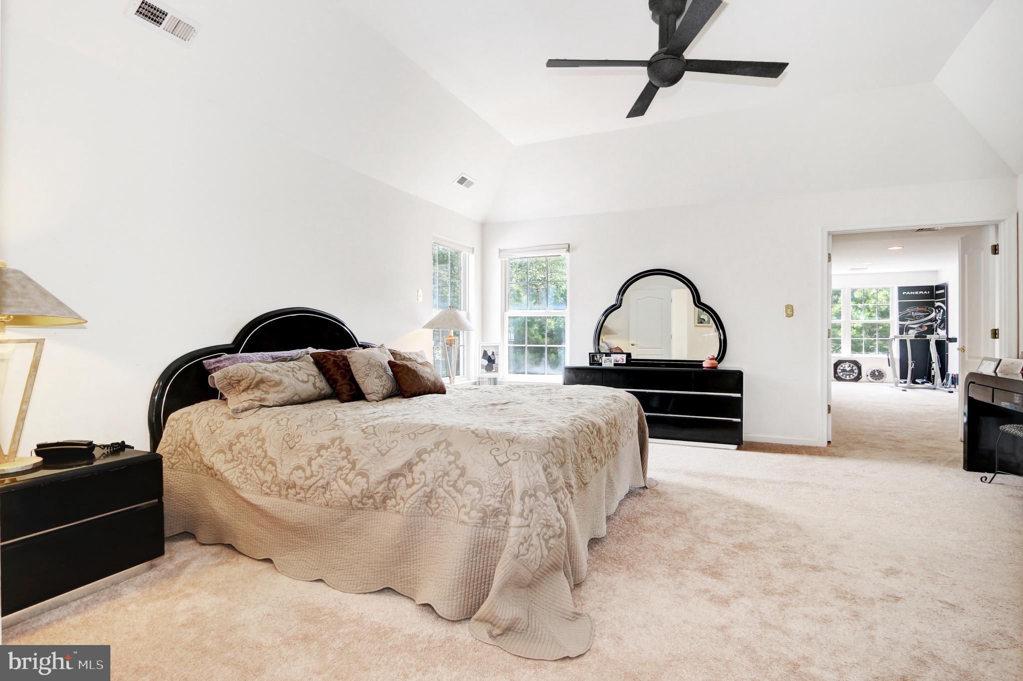 8 Rams Gate Court Medford, NJ 08055 - Photo 26 of 52