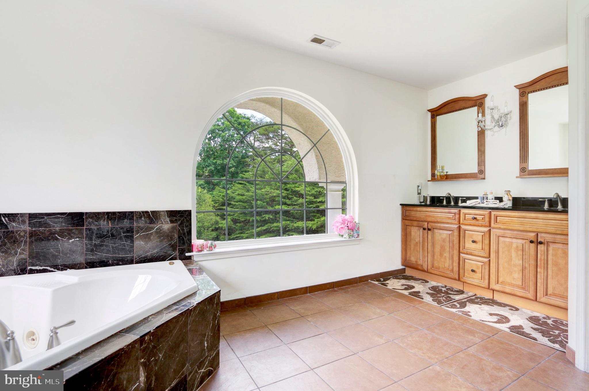 8 Rams Gate Court Medford, NJ 08055 - Photo 30 of 52