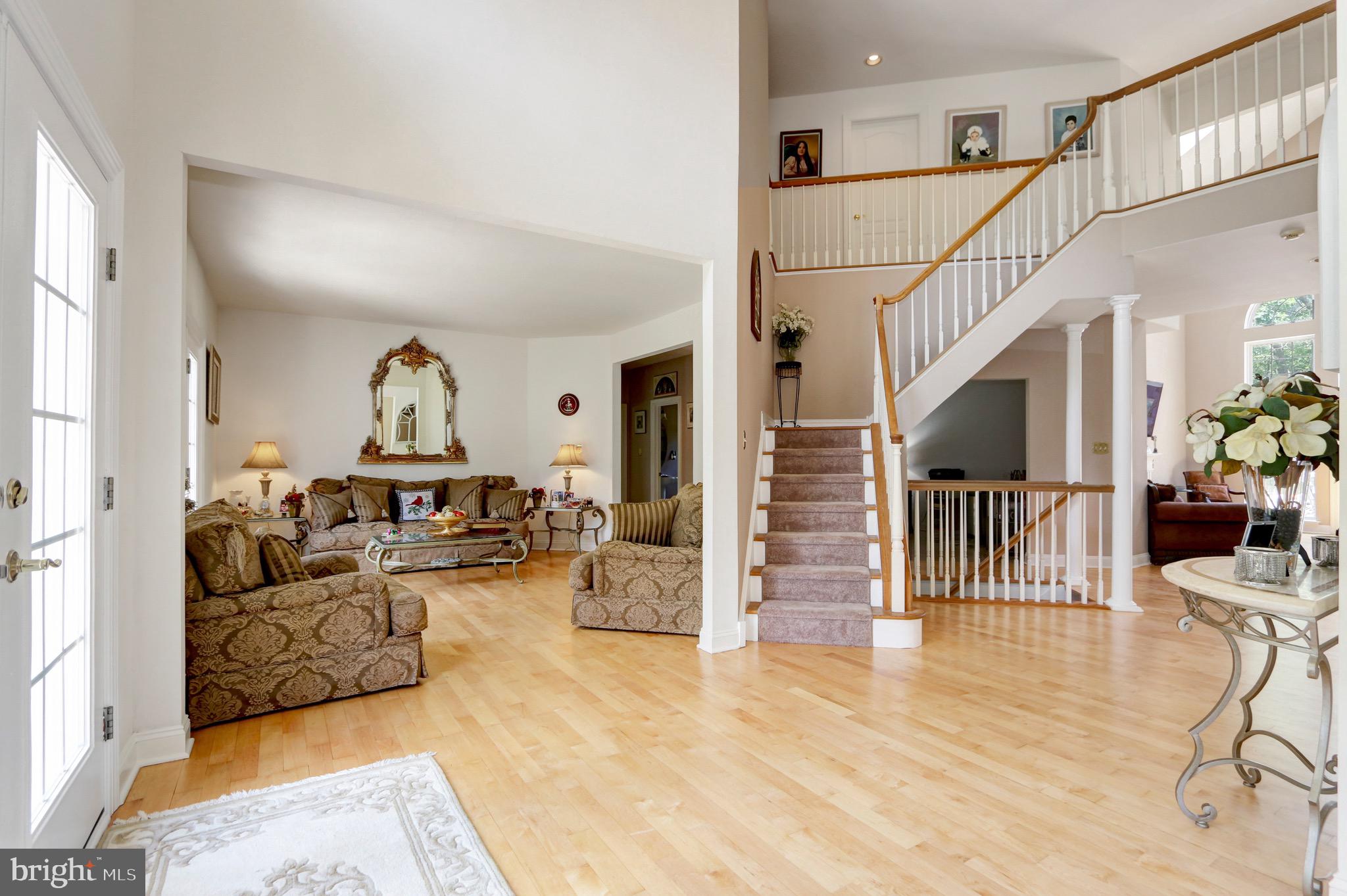 8 Rams Gate Court Medford, NJ 08055 - Photo 5 of 52