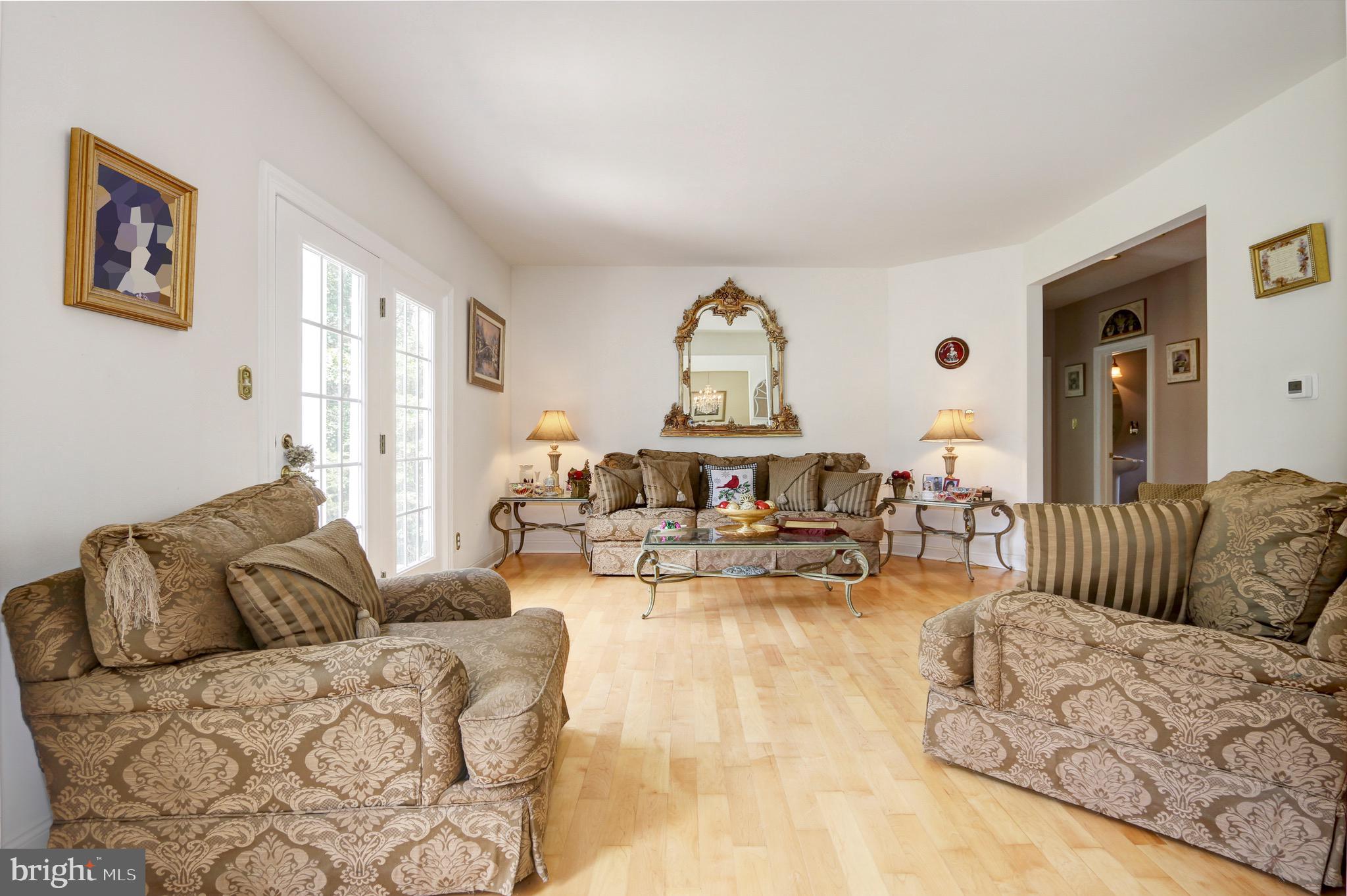 8 Rams Gate Court Medford, NJ 08055 - Photo 6 of 52