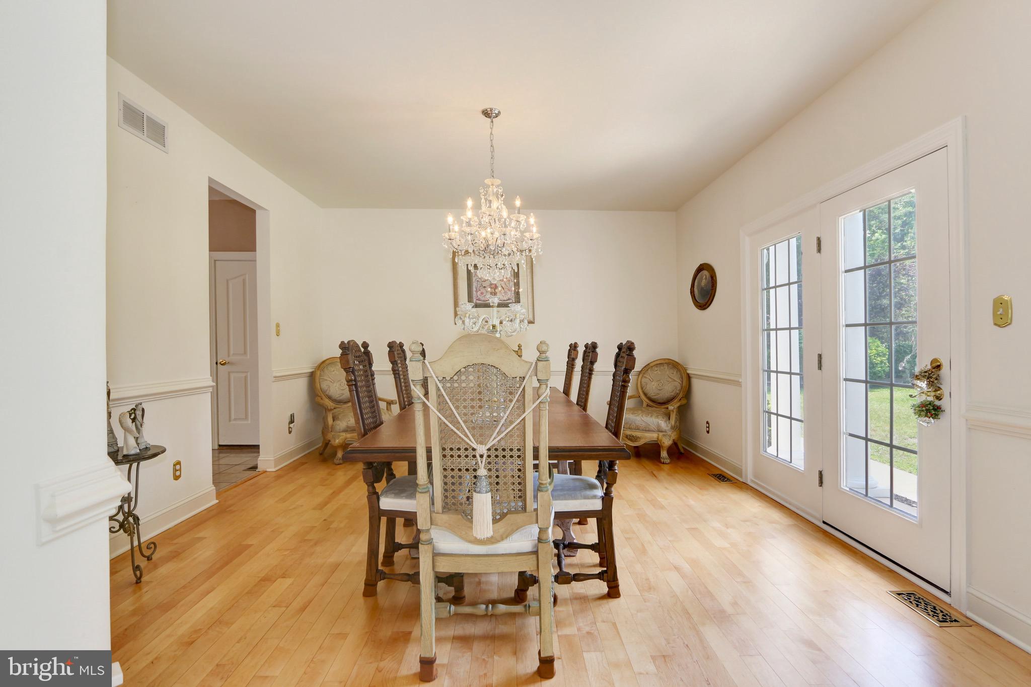 8 Rams Gate Court Medford, NJ 08055 - Photo 8 of 52