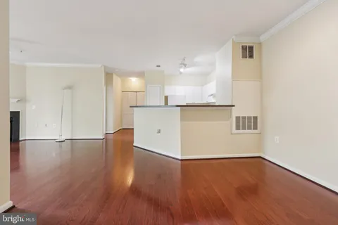 $399,900 | 11355 Aristotle Drive, Unit 8313, Fairfax, VA 22030