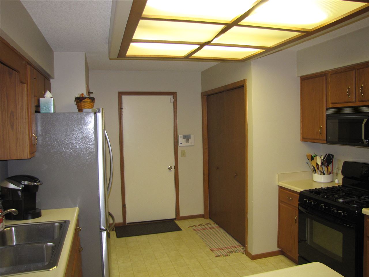 912 Mill Pointe Fort Wayne, IN 46845 - Photo 14 of 34