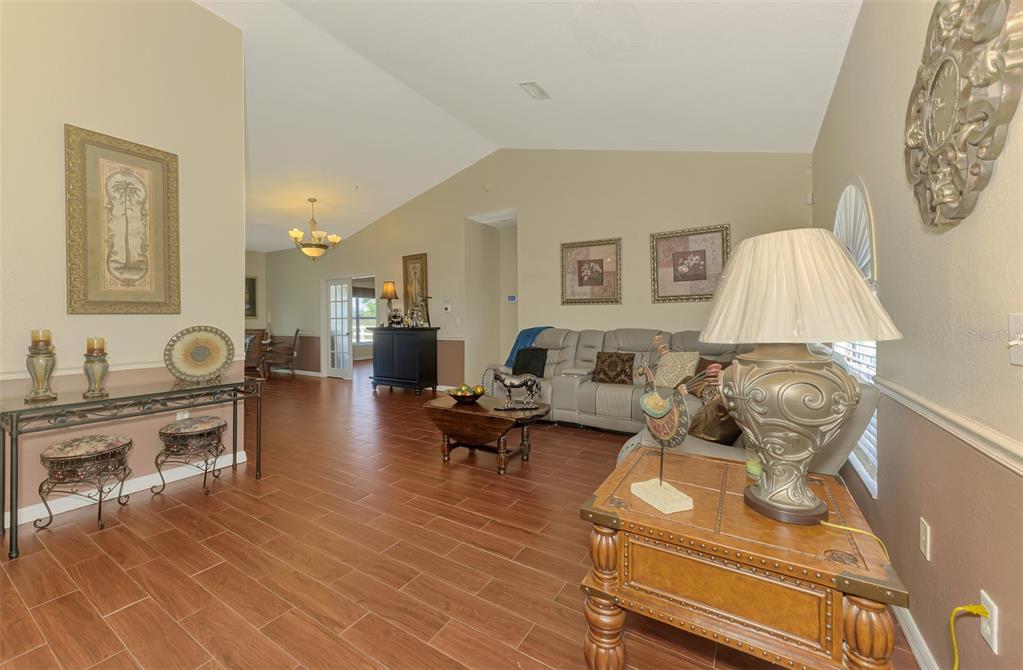 2700 Verna Bethany Road Myakka City, FL 34251 - Photo 15 of 61 a living room with furniture
