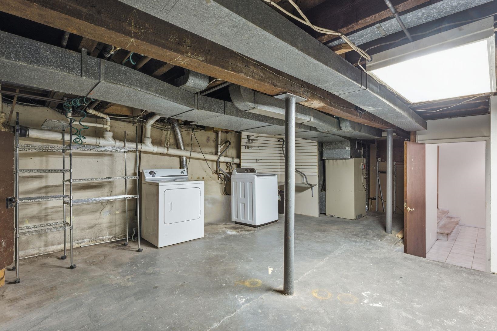 229 Centre Avenue Secaucus, NJ 07094 - Photo 33 of 40