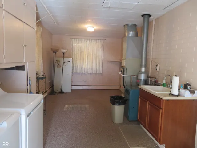 $168,000 | 413 East State Road 28, Alexandria, IN 46001