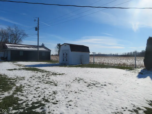 $168,000 | 413 East State Road 28, Alexandria, IN 46001