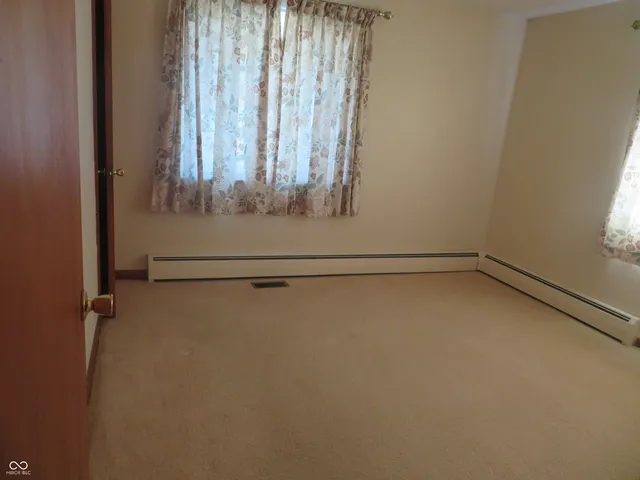 $168,000 | 413 East State Road 28, Alexandria, IN 46001