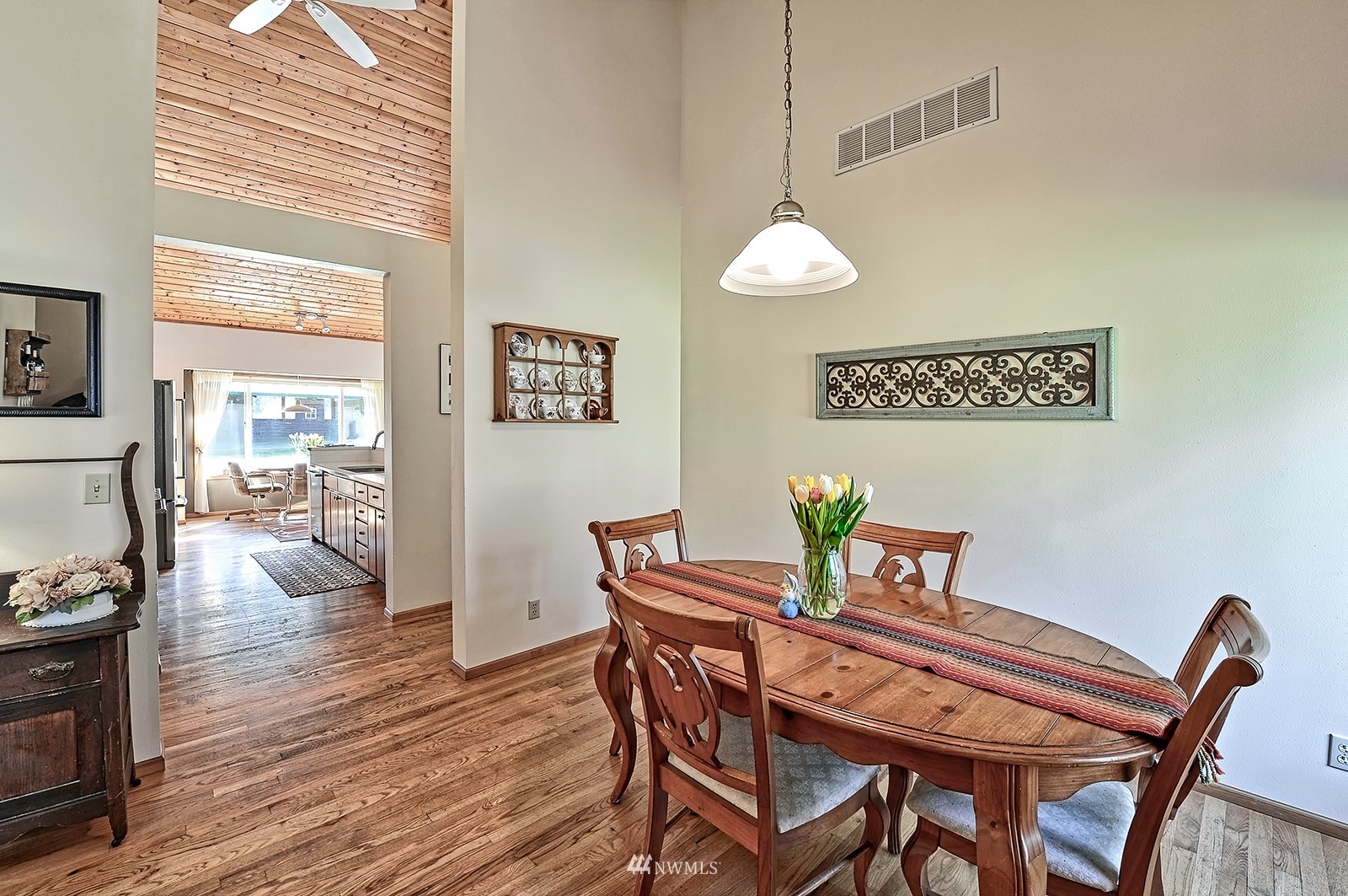 5972 North Fork Road Deming, WA 98244 - Photo 8 of 34 a view of a dining room with furniture and wooden floor