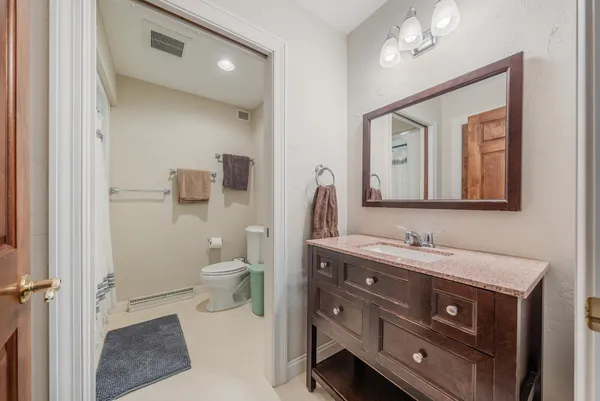 $900,000 | E5975 Sunset Court, Weyauwega, WI 54983