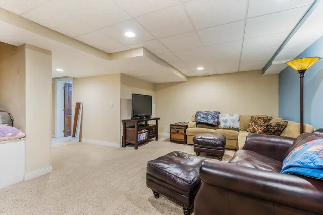 $900,000 | E5975 Sunset Court, Weyauwega, WI 54983