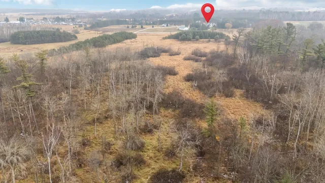 $900,000 | E5975 Sunset Court, Weyauwega, WI 54983