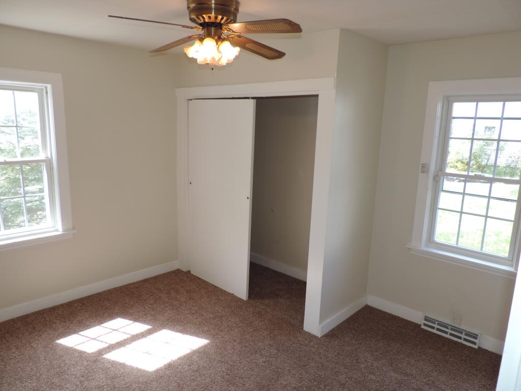 151 Dubuque Street Manchester, NH 03102 - Photo 13 of 37 Gallery Image 13