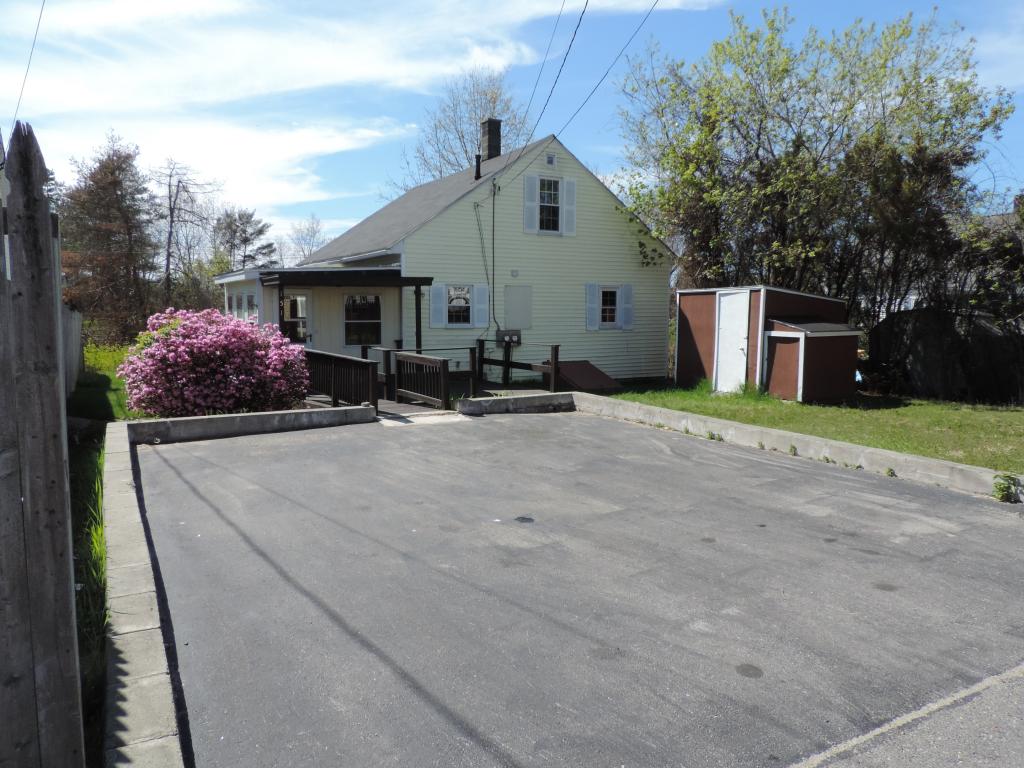 151 Dubuque Street Manchester, NH 03102 - Photo 26 of 37 Gallery Image 26