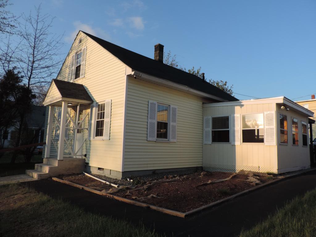 151 Dubuque Street Manchester, NH 03102 - Photo 36 of 37 Gallery Image 36