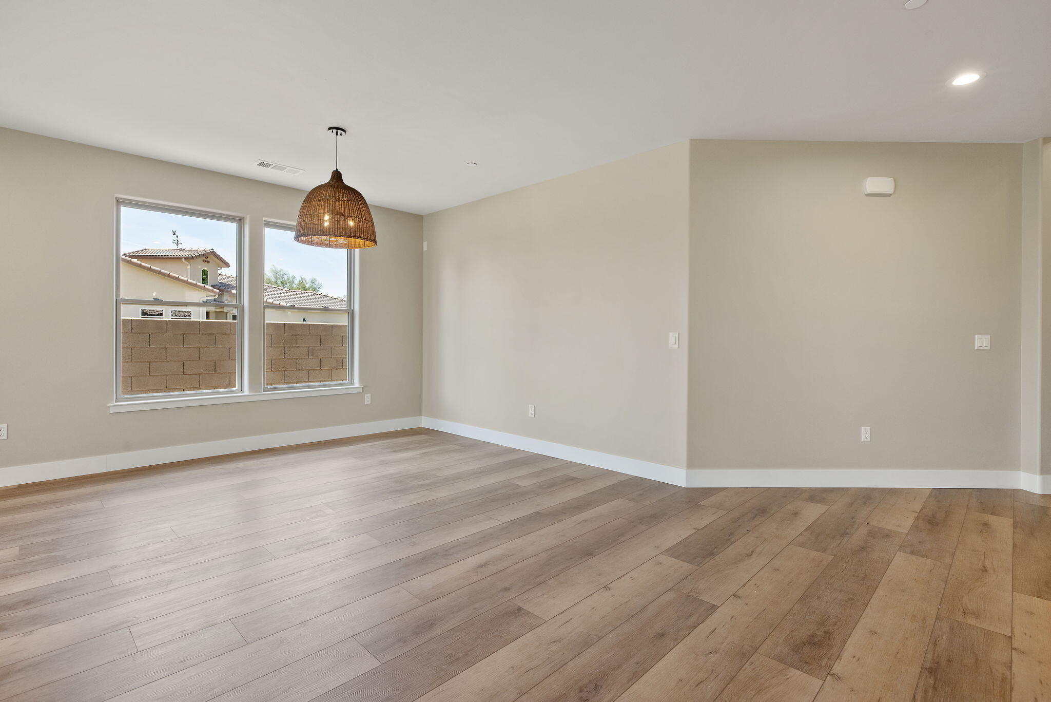 546 Little Lane Exeter, CA 93221 - Photo 9 of 41 9-web-or-mls-713A2381