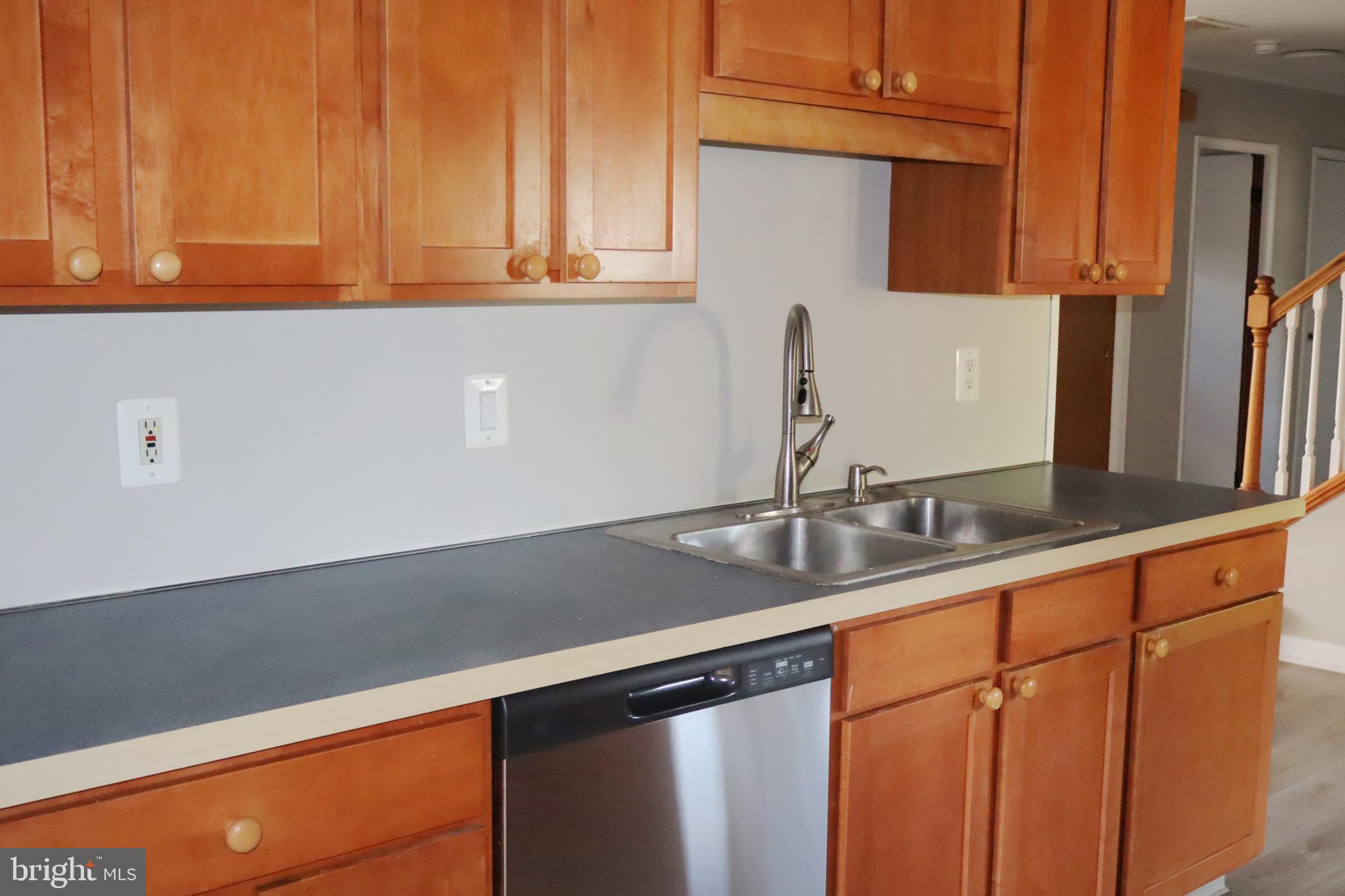 229 Suffolk Road Fairless Hills, PA 19030 - Photo 19 of 36