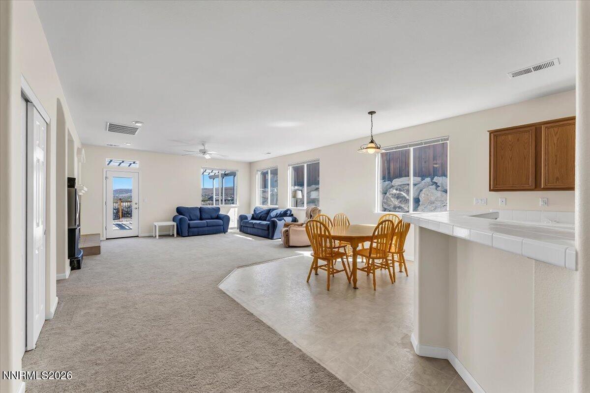 3142 Banestone Road Sparks, NV 89436 - Photo 7 of 34 10-3142 Banestone Rd Sparks NV 89436 (10