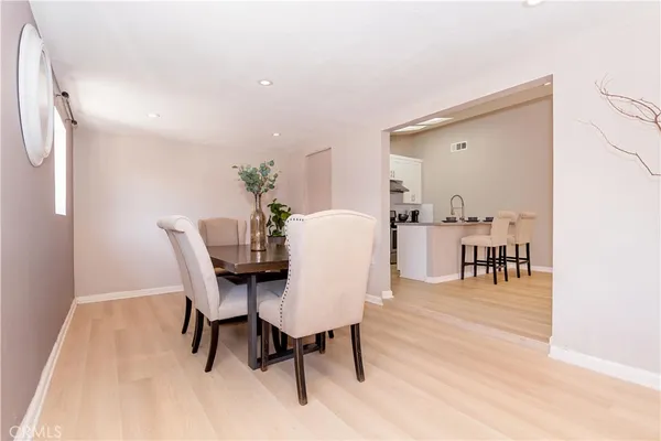 $3,100 | 4034 East E Avenue, Palmdale, CA 93552