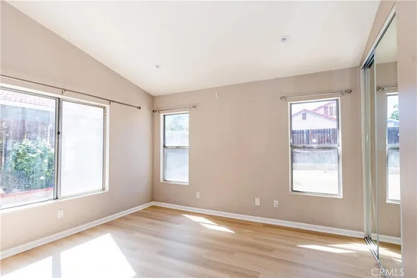 $3,100 | 4034 East E Avenue, Palmdale, CA 93552
