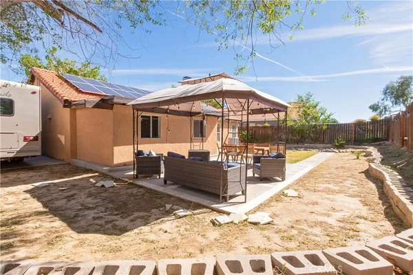$3,100 | 4034 East E Avenue, Palmdale, CA 93552