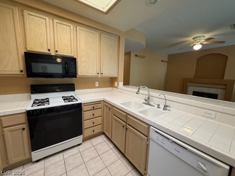 9764 Trail Rider Drive Las Vegas, NV 89117 - Photo 9 of 13