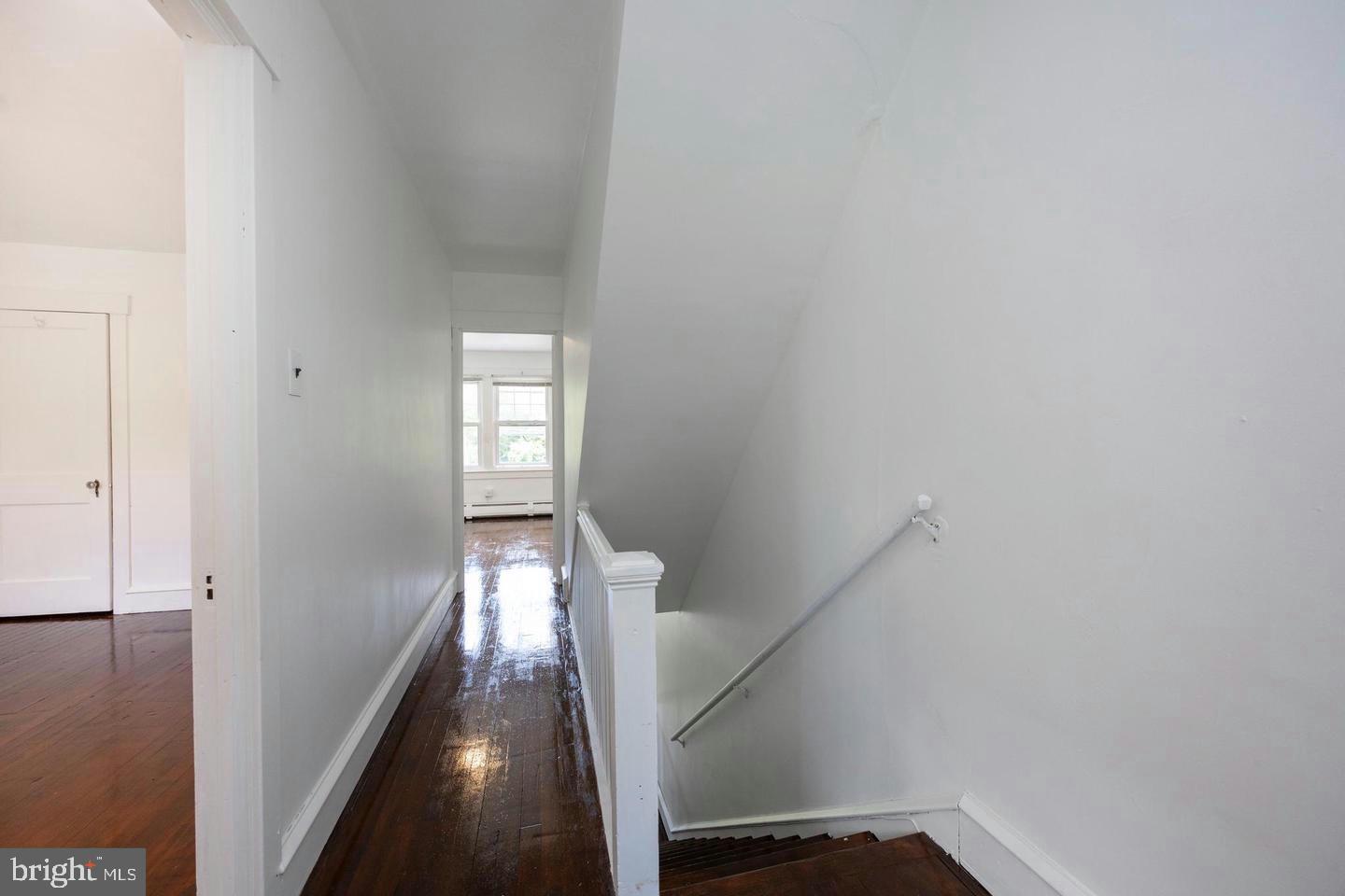 337 Stuart Avenue Downingtown, PA 19335 - Photo 12 of 19 a view of entryway